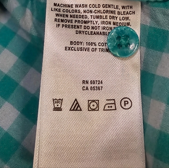 Women's Columbia short-sleeved button-up shirt, size large, green gingham - Picture 4 of 6